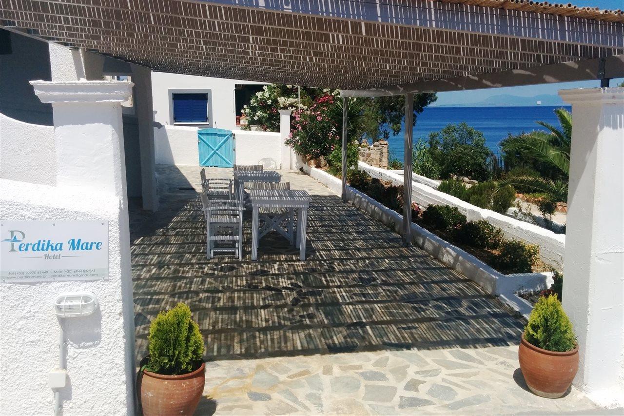 Perdika Mare Guesthouse Dış mekan fotoğraf